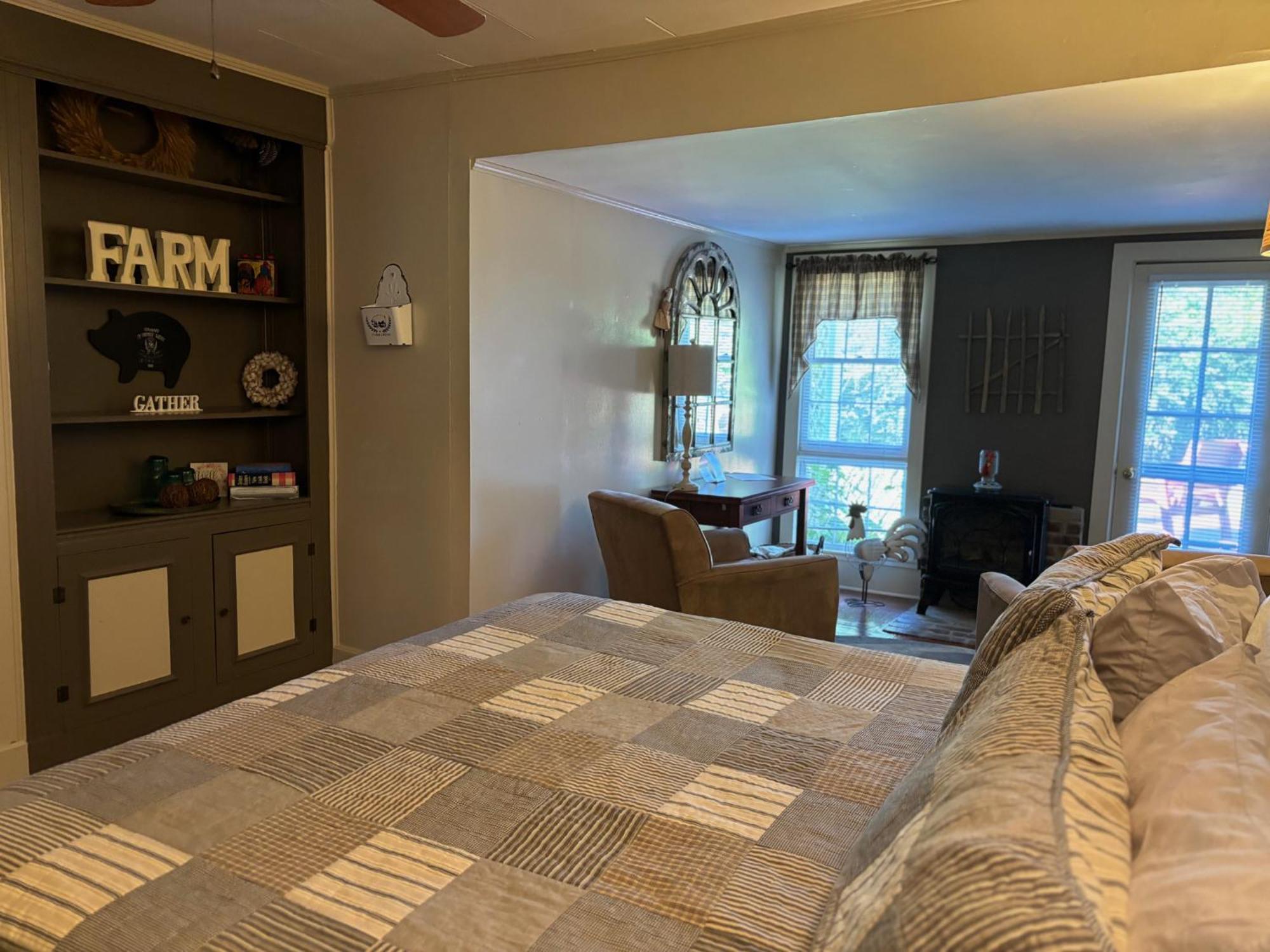 Folkestone Inn Брайсон-Сити Номер фото