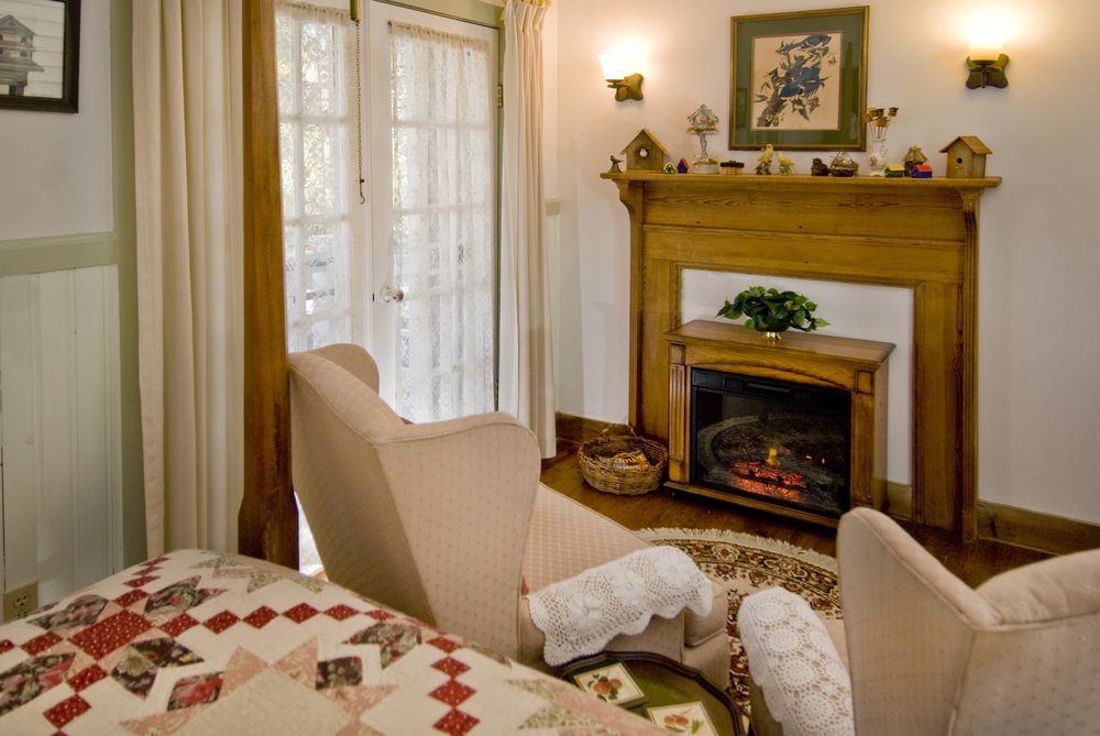 Folkestone Inn Брайсон-Сити Экстерьер фото